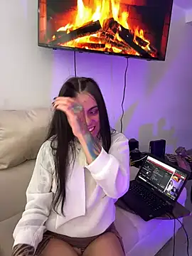 i am nina  online show from 11-23-25, 09:36