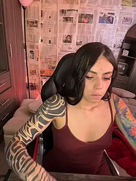 i am nina  online show from 04-05-26, 07:44