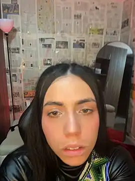 i am nina  online show from 04-21-26, 03:35