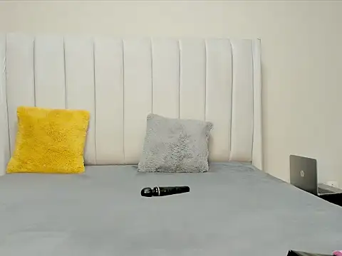  heavenlysent online show from 10-20-25, 03:29