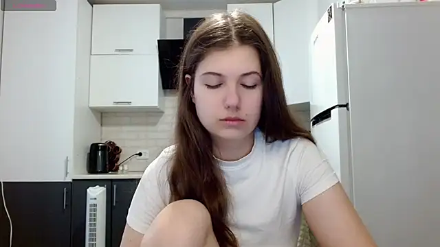 Snapshot of SayMeow_ chatting on 06-24-26, 06:23 SayMeow online show from 06-24-26, 06:23