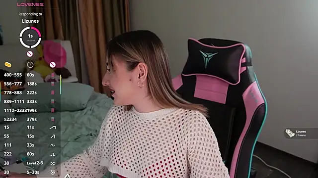 Fiona-Love online show from 10-25-25, 03:29