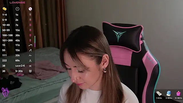 Fiona-Love online show from 10-31-25, 03:24