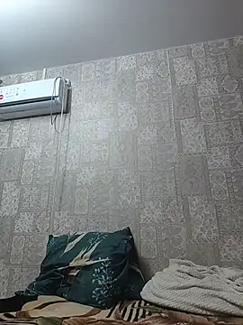 EffectFiona online show from 03-07-26, 01:35