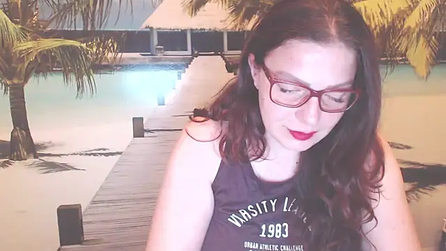 Snapshot of Queen__Natasha chatting on 05-28-26, 09:23 Queen Natasha online show from 05-28-26, 09:23