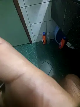 Snapshot of dream_catcher chatting on 03-21-25, 05:43 dream catcher online show from 03-21-25, 05:43