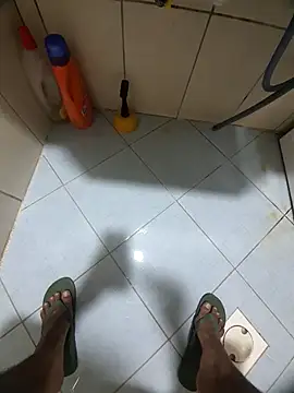 Snapshot of dream_catcher chatting on 10-19-25, 01:12 dream catcher online show from 10-19-25, 01:12