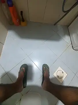 Snapshot of dream_catcher chatting on 10-24-25, 05:20 dream catcher online show from 10-24-25, 05:20