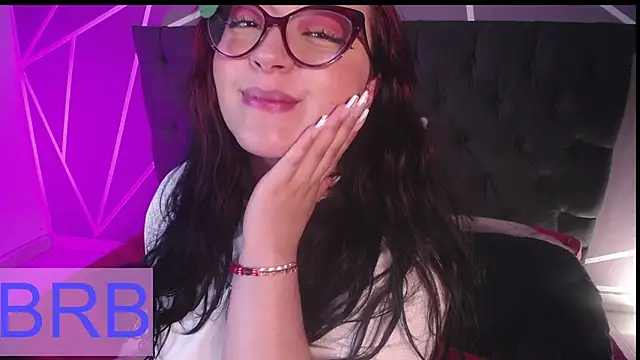 Snapshot of Miss_Loise chatting on 02-22-25, 05:35 Miss Loise online show from 02-22-25, 05:35