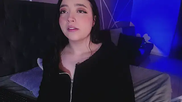 Snapshot of Miss_Loise chatting on 03-07-25, 01:18 Miss Loise online show from 03-07-25, 01:18