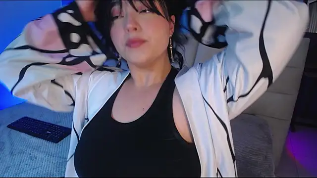 Snapshot of Miss_Loise chatting on 09-12-25, 07:52 Miss Loise online show from 09-12-25, 07:52