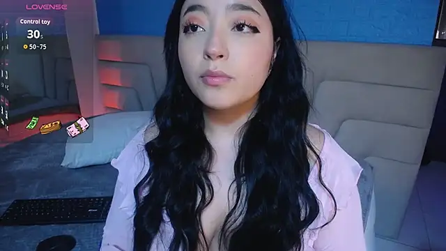 Snapshot of Miss_Loise chatting on 09-26-25, 03:43 Miss Loise online show from 09-26-25, 03:43