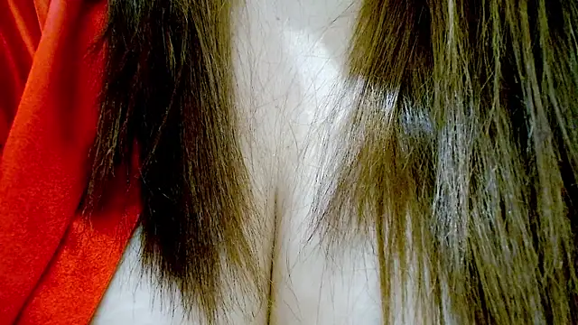 sophia hadid online show from 01-16-25, 05:33