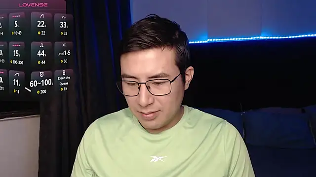 andrewmhilton  online show from 03-10-26, 11:54