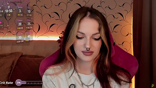 BratzieDarsie online show from 10-10-25, 09:30