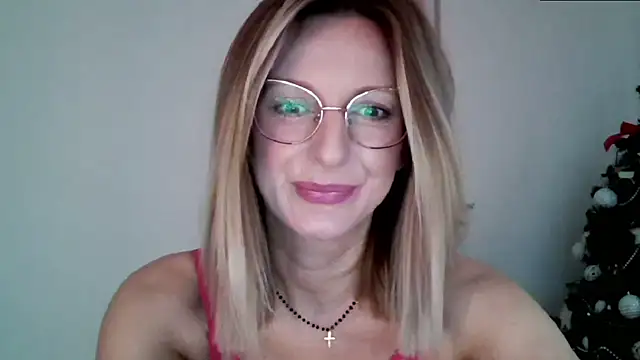 Snapshot of HornyJudith chatting on 12-09-24, 07:50 HornyJudith online show from 12-09-24, 07:50