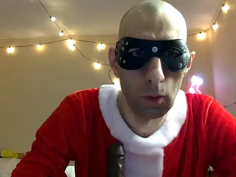 HandsomeAlfie online show from 12-19-24, 06:12