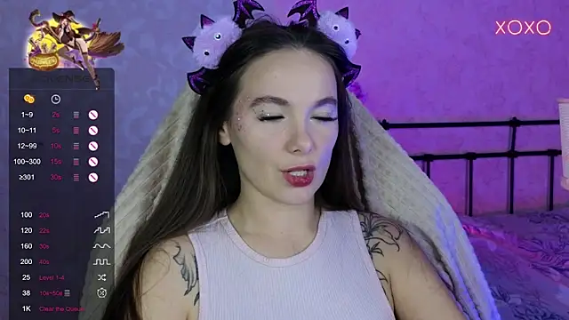 lil luna x online show from 10-31-25, 01:01