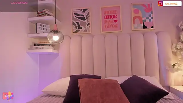 cute  cherry  online show from 10-30-25, 08:31