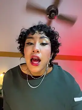 ZahaRoseee online show from 04-10-26, 12:05