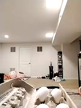 LiverandBrat77 online show from 10-28-25, 08:22