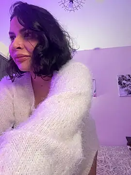 GigiiStone online show from 03-29-26, 04:45