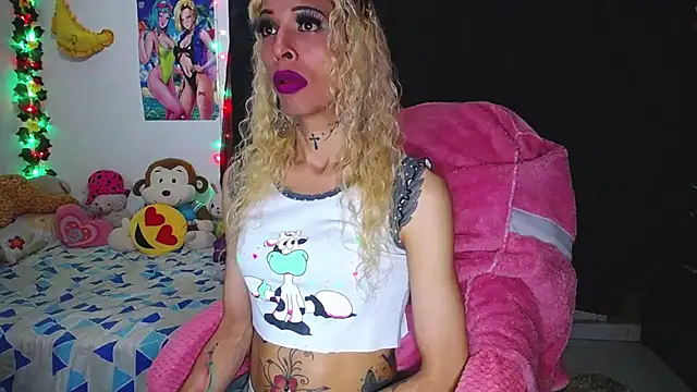 flaquita corall online show from 04-15-26, 12:17