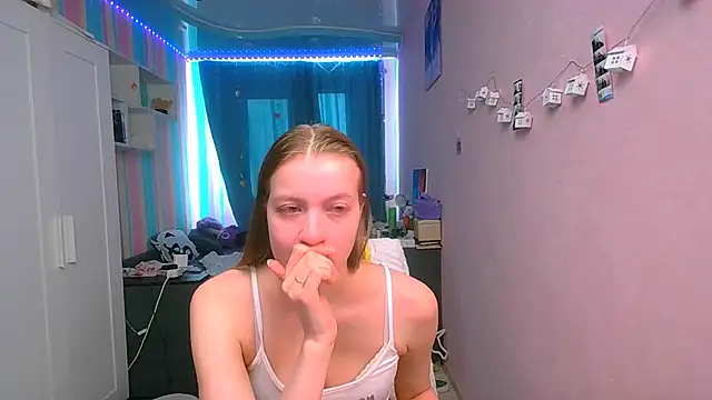   Aphrodita  wow   online show from 03-22-25, 12:25