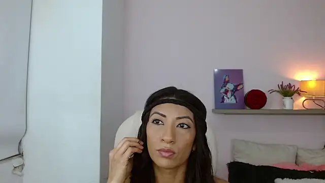 sofia perez    online show from 03-21-25, 08:08