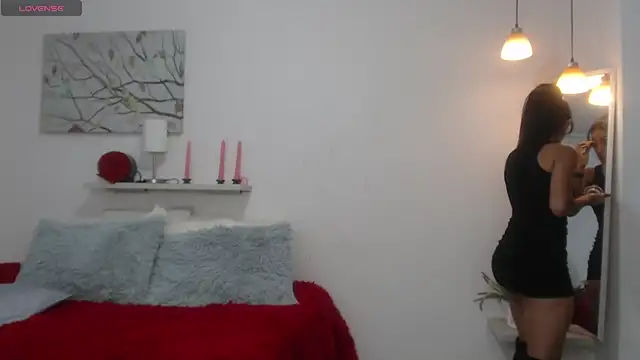 sofia perez    online show from 05-27-26, 07:55
