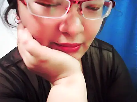 Snapshot of xiaorou-z chatting on 03-14-25, 05:48 xiaorou-z online show from 03-14-25, 05:48
