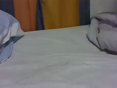 Snapshot of Bigg_boobies chatting on 03-20-25, 06:20 Bigg boobies online show from 03-20-25, 06:20