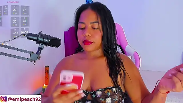 samanthaabloom online show from 11-26-25, 12:33