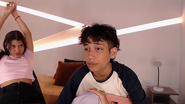 hot little bunny online show from 01-27-25, 09:22