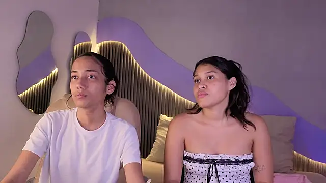 hot little bunny online show from 02-12-26, 09:10