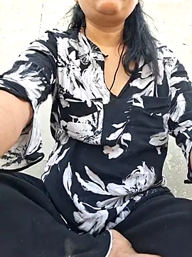 Snapshot of Doll_Nepali chatting on 06-23-26, 02:31 Doll Nepali online show from 06-23-26, 02:31