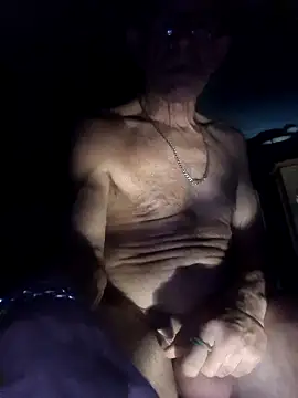 Snapshot of Daza67 chatting on 09-27-25, 04:56 Daza67 online show from 09-27-25, 04:56