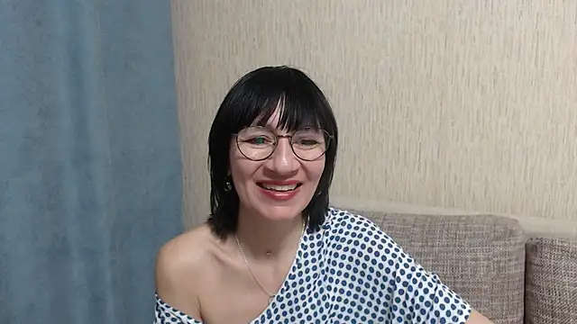 Erica95Bloom online show from 02-18-25, 08:03