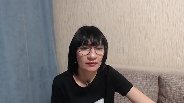 Erica95Bloom online show from 02-25-25, 08:30