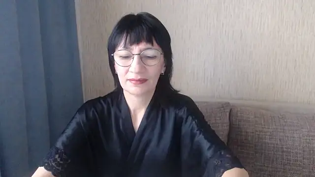 Erica95Bloom online show from 10-14-25, 10:27