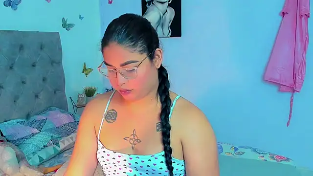 mabellfox online show from 12-26-24, 06:43