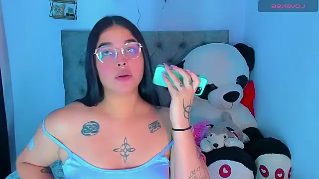 mabellfox online show from 10-19-25, 05:24