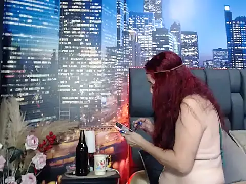 Lucy mature8 online show from 09-22-25, 07:05