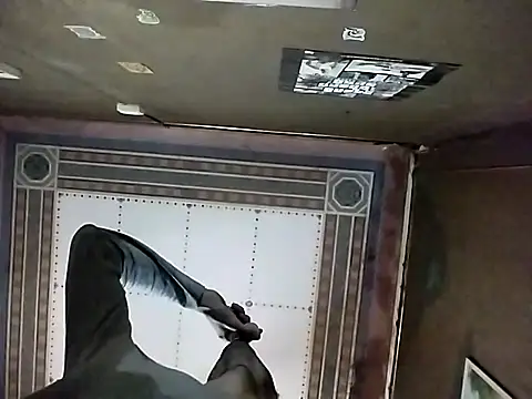 Snapshot of trap_xandi_playlist chatting on 09-24-25, 04:21 trap xandi playlist online show from 09-24-25, 04:21