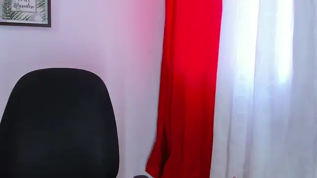 Snapshot of Victoria_Caruso chatting on 12-16-24, 09:41 Victoria Caruso online show from 12-16-24, 09:41