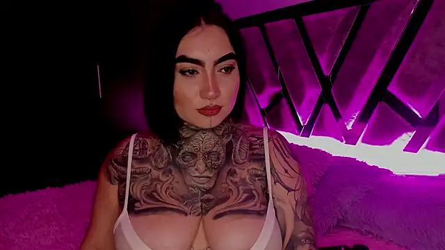 CloeeBeckam online show from 02-20-25, 09:22