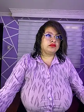 Snapshot of MiiaaJoness chatting on 07-03-26, 04:02 MiiaaJoness online show from 07-03-26, 04:02