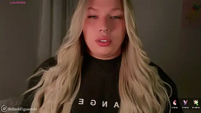 IsabellaFigueredo   online show from 02-23-26, 09:50