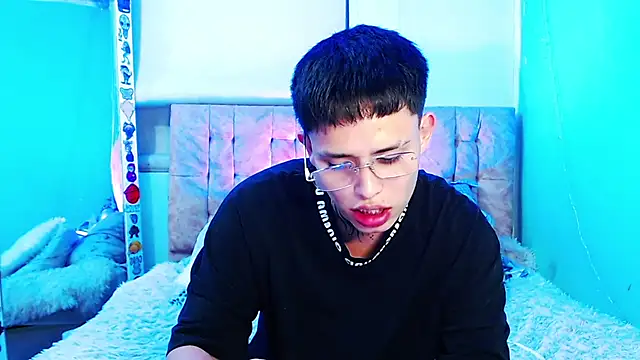  justinmoon2 online show from 05-26-26, 04:41