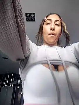 Hotasiansensation online show from 02-27-26, 12:27